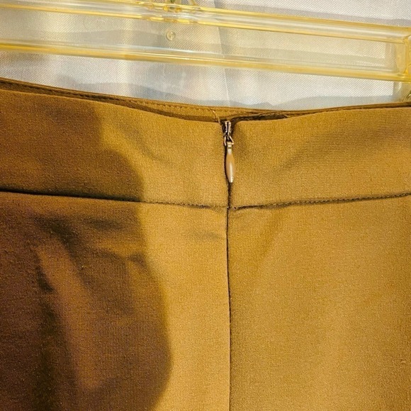 Maro Serrani Skirt Sz 6, 2 front slant pockets. - Picture 3 of 10